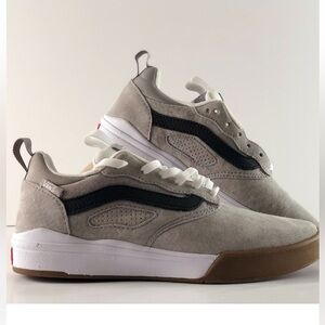 Vans Ultra Range Pro Sneakers in Drizzle/White Men's Size 12